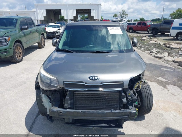 Продаж на аукціоні авто 2018 Kia Soul, vin: KNDJN2A29J7536729, номер лоту: 44324970
