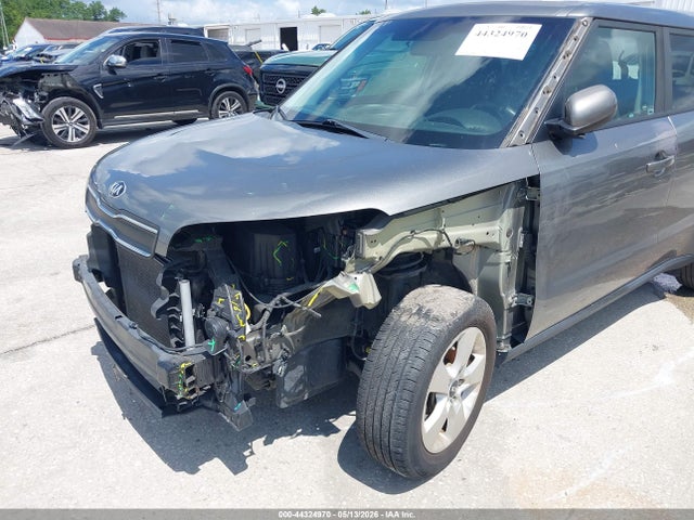 Продаж на аукціоні авто 2018 Kia Soul, vin: KNDJN2A29J7536729, номер лоту: 44324970