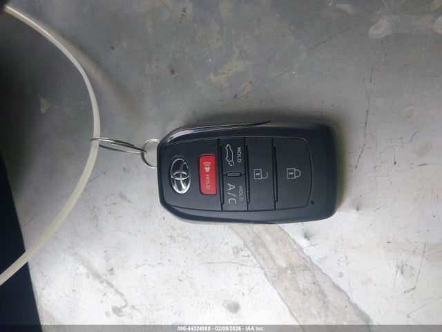 Toyota BZ4X XLE 2025 JTMAAAAA9SA068440 Image 11