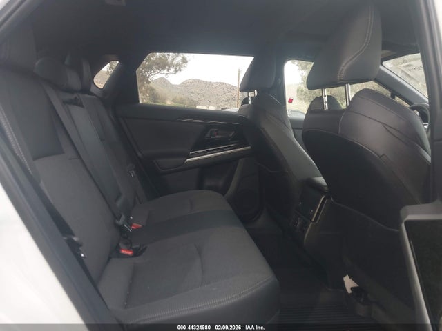 Toyota BZ4X XLE 2025 JTMAAAAA9SA068440 Image 8