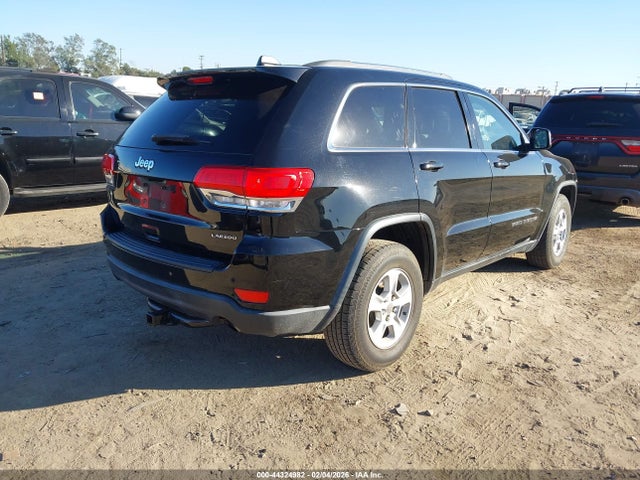 1C4RJEAG3HC952644 Jeep Grand Cherokee Laredo 4x2