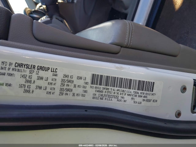 2013 JEEP GRAND CHEROKEE 1C4RJFAT9DC576352 Photo 8