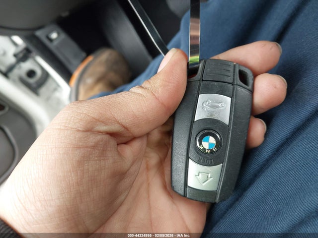 2011 BMW 335I WBAKF9C50BE262073 Photo 10