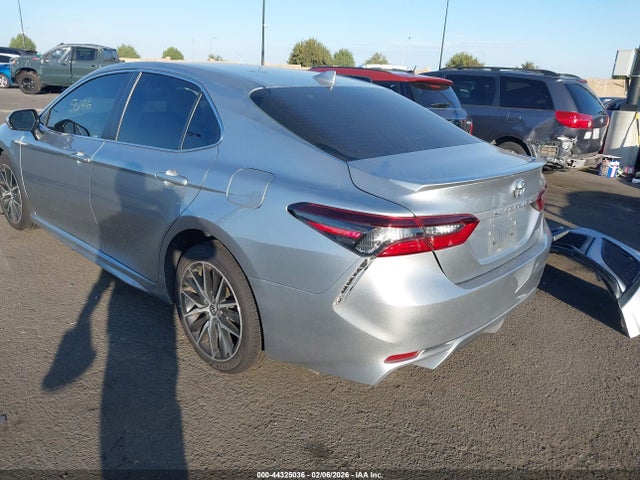 Toyota CAMRY SE 2022 4T1T11AK3NU658360 Image 3