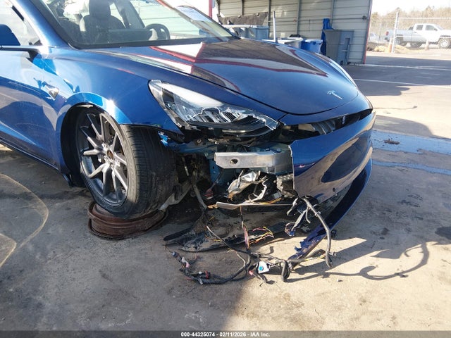 Auction sale of the 2018 Tesla Model 3 Long Range/mid Range, vin: 5YJ3E1EA7JF026099, lot number: 44325074
