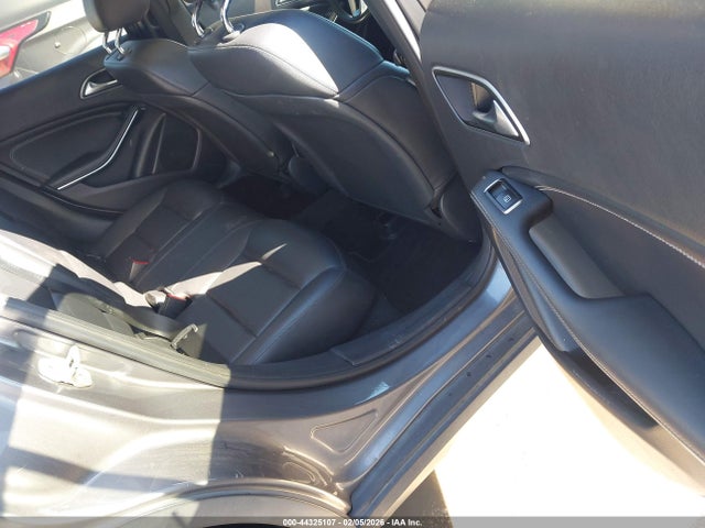 2015 MERCEDES-BENZ GLA 250 WDCTG4GBXFJ039490 Photo 7
