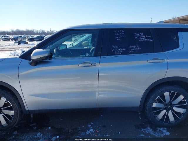 Продаж на аукціоні авто 2025 Mitsubishi Outlander Se 2.5 S-awc/trail Edition S-awc, vin: JA4J4VA84SZ014132, номер лоту: 44325110