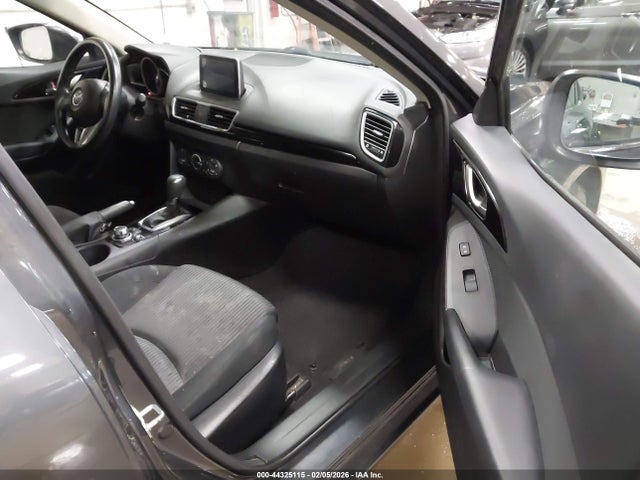 Aukcja sprzedaży 2016 Mazda Mazda3 I Sport, vin: JM1BM1U74G1323448, numer aukcji: 44325115