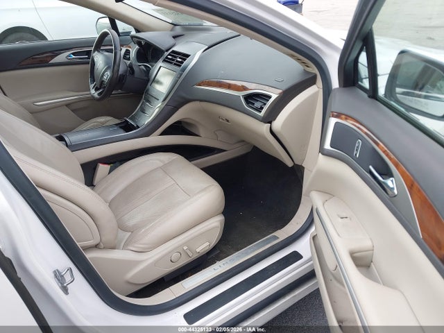 2016 Lincoln Mkz მანქანა იყიდება აუქციონზე, vin: 3LN6L2G90GR628678, აუქციონის ნომერი: 44325133