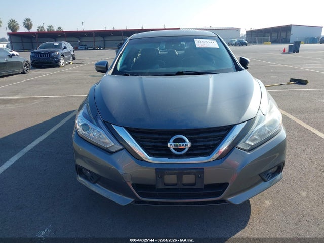 1N4AL3APXJC215822 Nissan Altima 2.5 Sl