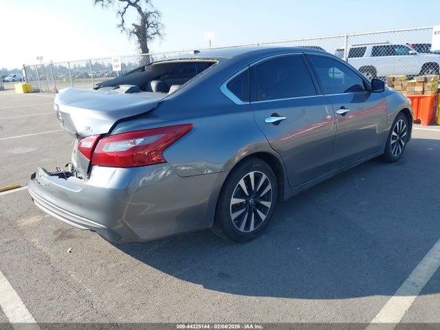 1N4AL3APXJC215822 Nissan Altima 2.5 Sl