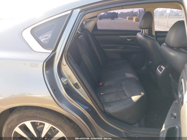1N4AL3APXJC215822 Nissan Altima 2.5 Sl