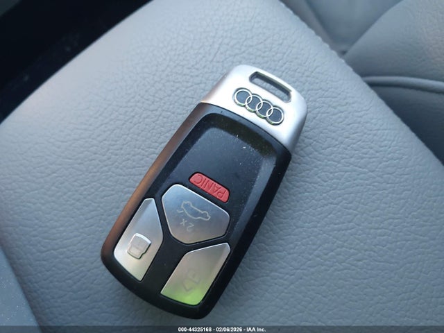 2019 AUDI A4 WAUGMAF41KA109435 Photo 10