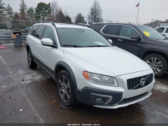 2015 VOLVO XC70 YV4902ND2F1200537