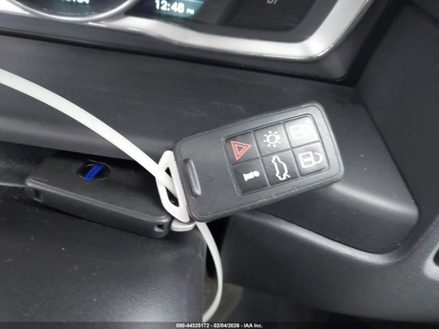 2015 VOLVO XC70 YV4902ND2F1200537 Photo 10