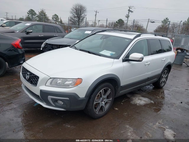 2015 VOLVO XC70 YV4902ND2F1200537 Photo 1