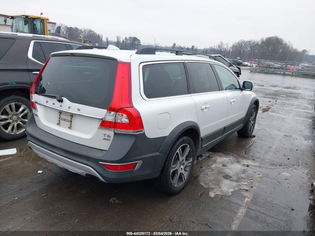 2015 VOLVO XC70 YV4902ND2F1200537 Photo 3