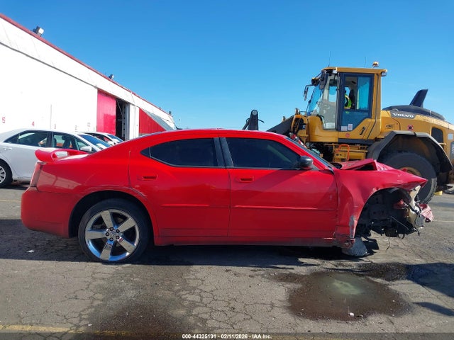 44325191 :رقم المزاد ، 2B3LA53H08H261355 vin ، 2008 Dodge Charger R/t مزاد بيع