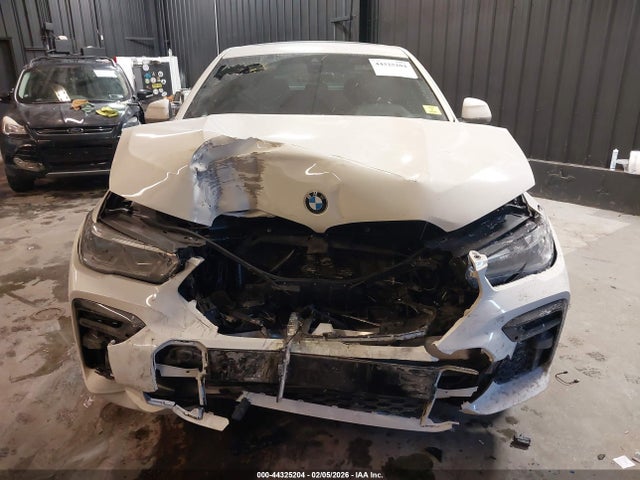 2023 BMW X6 5UXCY6C06P9R42532 Photo 5