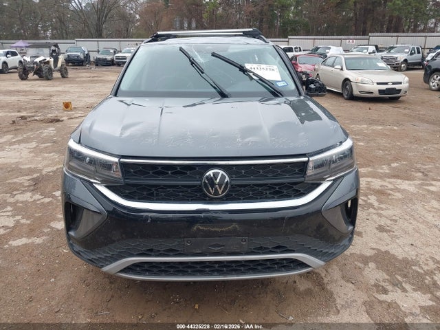 Продаж на аукціоні авто 2024 Volkswagen Taos 1.5t S, vin: 3VV5X7B20RM127092, номер лоту: 44325228