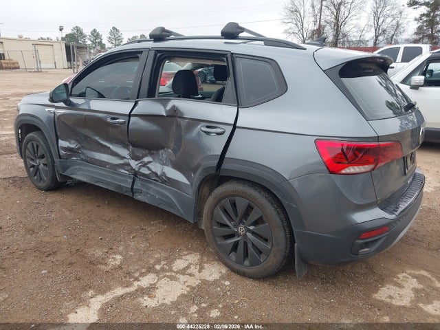 Продаж на аукціоні авто 2024 Volkswagen Taos 1.5t S, vin: 3VV5X7B20RM127092, номер лоту: 44325228