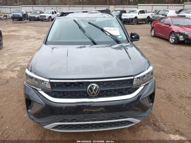 Продаж на аукціоні авто 2024 Volkswagen Taos 1.5t S, vin: 3VV5X7B20RM127092, номер лоту: 44325228
