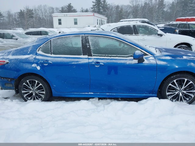 4T1B11HK2JU045187 Toyota CAMRY SE