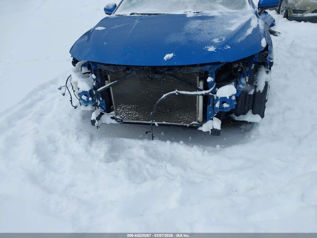 4T1B11HK2JU045187 Toyota CAMRY SE