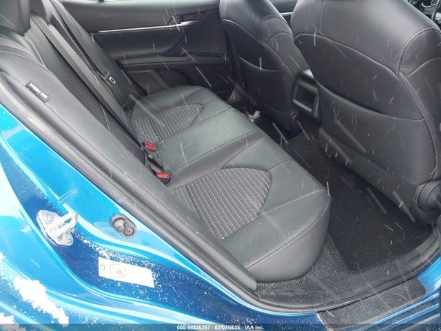 4T1B11HK2JU045187 Toyota CAMRY SE