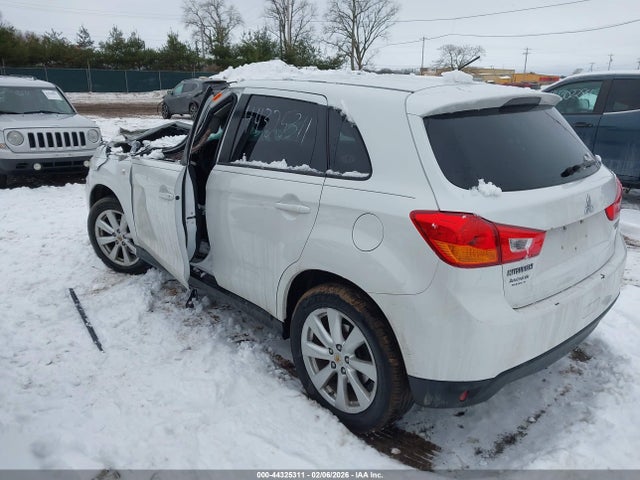 2015 MITSUBISHI OUTLANDER SPORT 4A4AP3AUXFE006914 Photo 2