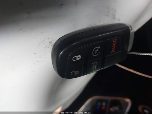 2C3CDZBT9GH102677 Dodge Challenger R/t Plus