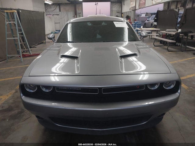 2C3CDZBT9GH102677 Dodge Challenger R/t Plus