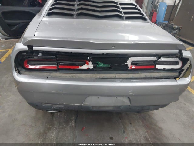 2C3CDZBT9GH102677 Dodge Challenger R/t Plus