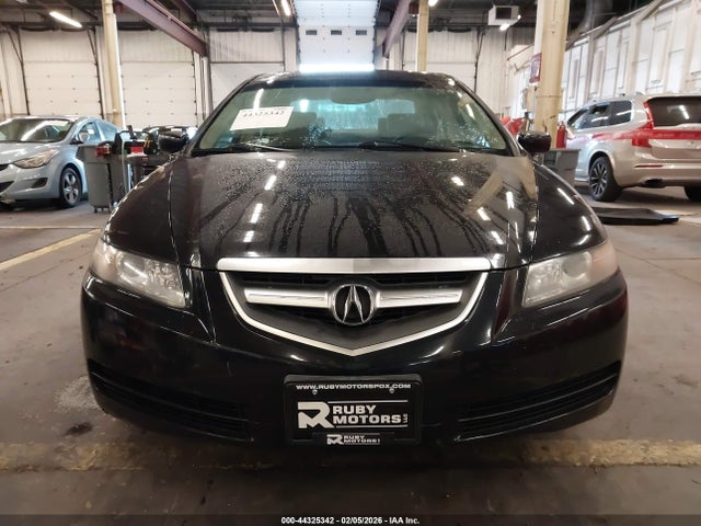 44325342 :رقم المزاد ، 19UUA66225A015368 vin ، 2005 Acura Tl مزاد بيع