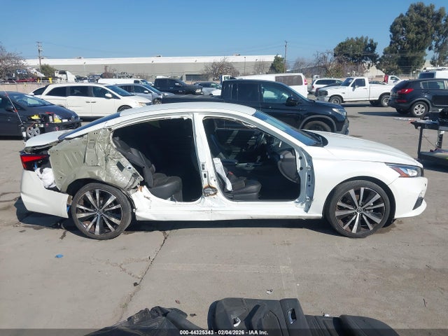 1N4BL4CV5MN346123 Nissan Altima Sr Fwd