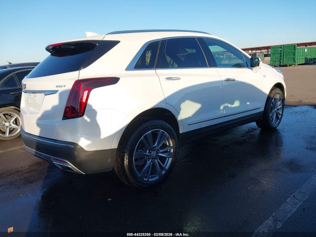 2024 CADILLAC XT5 1GYKNCR41RZ727085 Photo 3