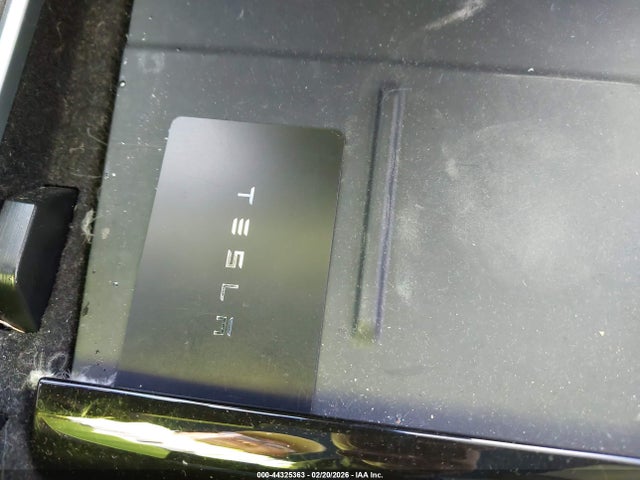 2021 TESLA MODEL Y 5YJYGDEE6MF090644 Photo 10