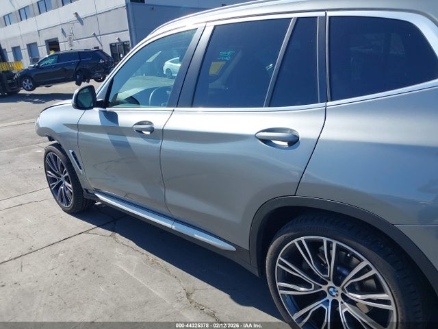 5UX53DP02R9W01184 BMW X3 Xdrive30i
