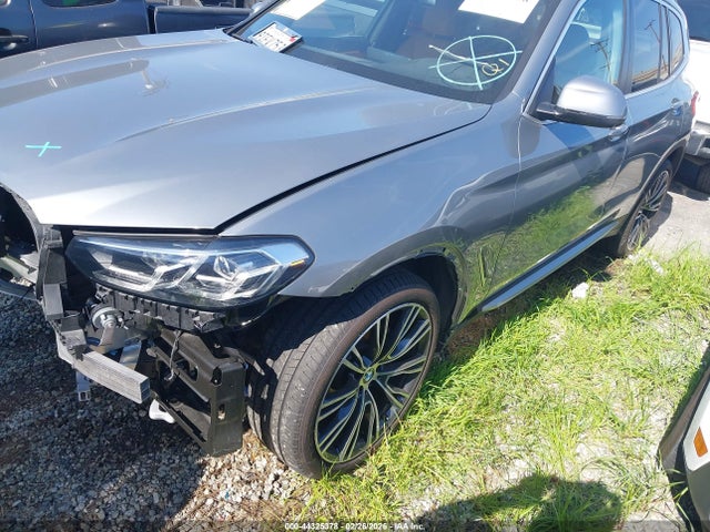 5UX53DP02R9W01184 BMW X3 Xdrive30i