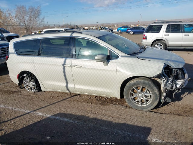 2C4RC1FG5MR514947 Chrysler Pacifica Touring