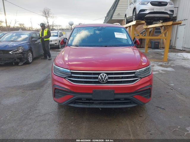 44325408 :رقم المزاد ، 3VV2B7AX3NM164324 vin ، 2022 Volkswagen Tiguan 2.0t Se مزاد بيع