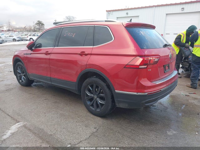 2022 VOLKSWAGEN TIGUAN 3VV2B7AX3NM164324 Photo 2