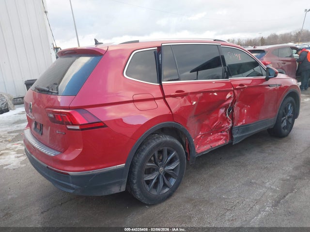 2022 VOLKSWAGEN TIGUAN 3VV2B7AX3NM164324 Photo 3
