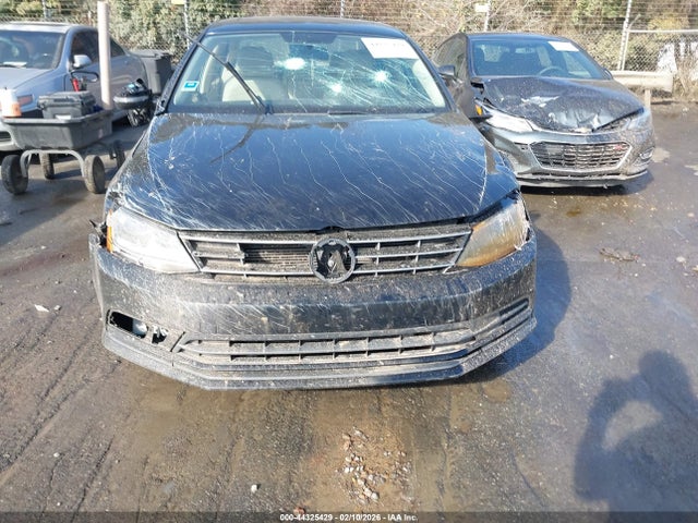 Auction sale of the 2018 Volkswagen Jetta 1.4t Se/1.4t Wolfsburg Edition, vin: 3VWDB7AJ8JM259052, lot number: 44325429
