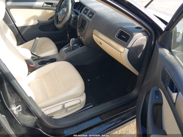 Auction sale of the 2018 Volkswagen Jetta 1.4t Se/1.4t Wolfsburg Edition, vin: 3VWDB7AJ8JM259052, lot number: 44325429