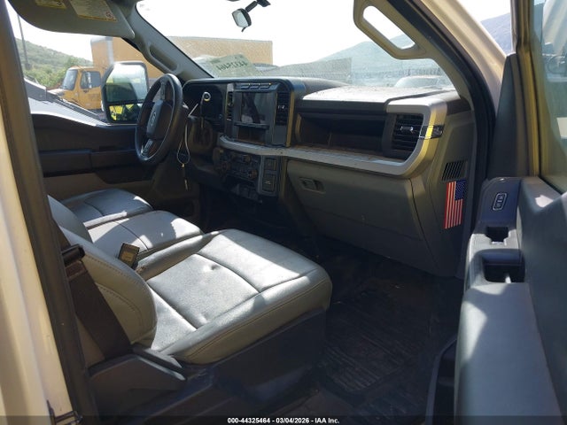 Ford F-450 Chassis Xl 2024 1FD0W4GN3REE66170 Image 5