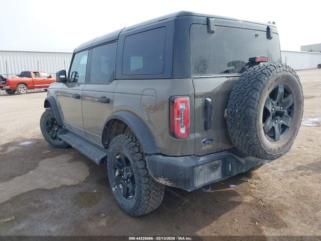 Ford Bronco Outer Banks 2025 1FMEE8BP9SLB00384 Image 3