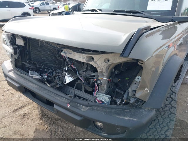 Ford Bronco Outer Banks 2025 1FMEE8BP9SLB00384 Image 6