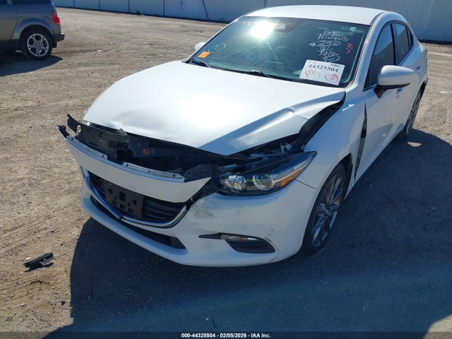 Aukcja sprzedaży 2018 Mazda Mazda3 Touring, vin: 3MZBN1V38JM177930, numer aukcji: 44325504