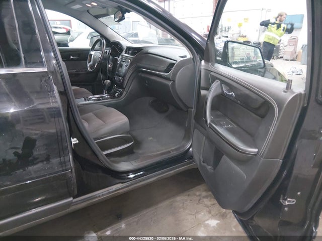 1GNKVHKD4GJ129637 Chevrolet Traverse 2lt